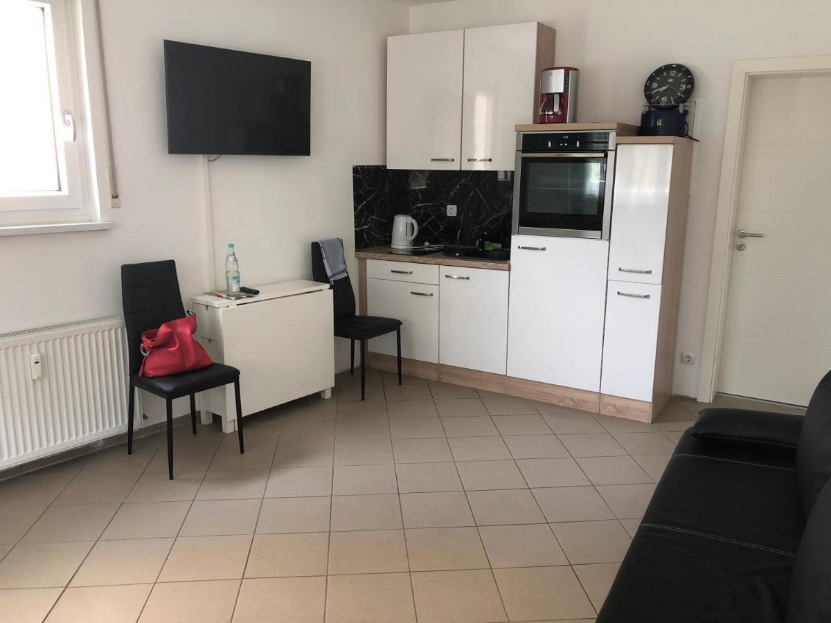 Kraichgau # 1-Zkd Mit Ebk, Modern Und Barrierefrei, Monteurzimmer, Self-Check-In Ittlingen Buitenkant foto